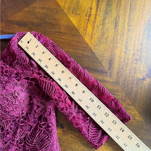 Mother of the Bride Dresses Burgundy - Picture 9 of 13